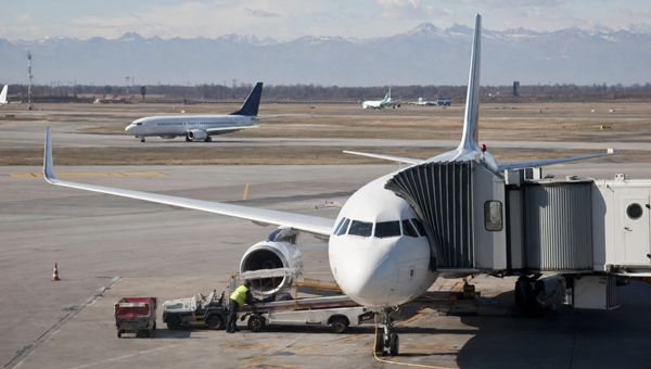 Aeroporti, scorte carburante sufficienti per maggio e anche oltre