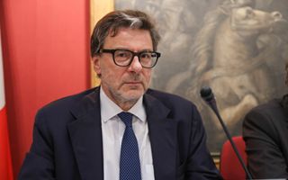 Giorgetti (MEF): Italia oggi appetibile per grandi fondi globali, serve rafforzare veicoli domestici