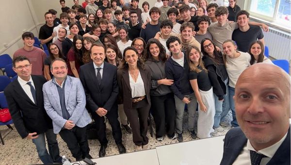 Napoli, commercialisti incontrano studenti del Liceo Mercalli