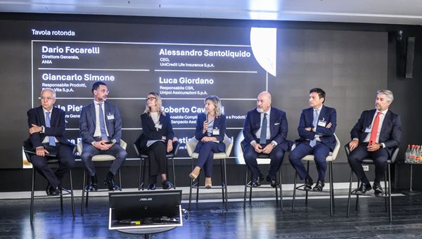 Soluzioni assicurative di investimento: il 70% degli italiani le preferisce rispetto a prodotti finanziari tradizionali