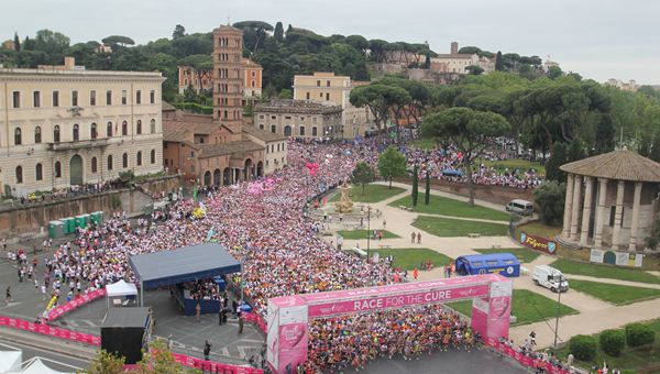 Il Gruppo Cassa Centrale per la prima volta corre a fianco di Komen Italia