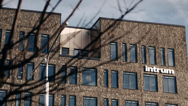 Intrum AB annuncia aumento di capitale garantito da 700 milioni euro