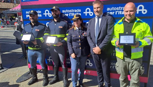 "Eroi della Sicurezza": Autostrade per l’Italia e Polizia di Stato di nuovo insieme al Giro d’Italia