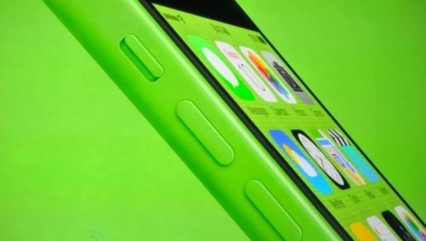 Apple, bisognerà aspettare settembre per l'iPhone 6