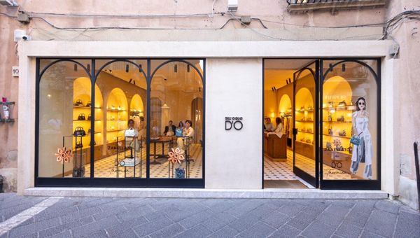 Zanellato presenta a Taormina la capsule “Alchimia delle Mani” dedicata al ricamo siciliano