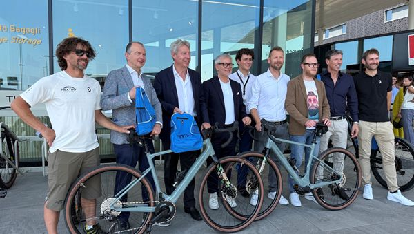 A Bergamo primo servizio aeroportuale rent a e-bike