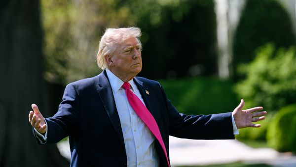 Trump afferma che l'Iran "vuole davvero" un accordo ma intanto continuano gli attacchi