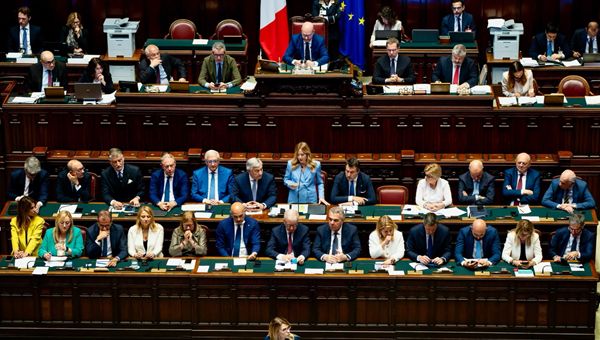 Meloni alla Camera: senza sicurezza energia più costosa, senza energia nulla da difendere