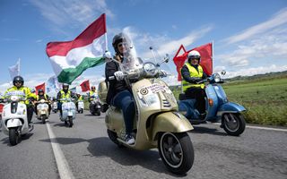 Vespa compie 80 anni, a Roma le celebrazioni per il marchio storico