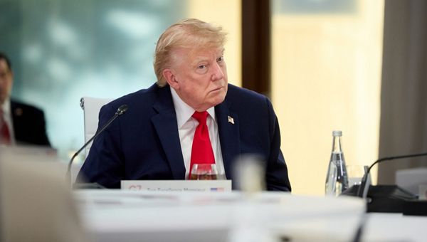 Trump: lo Stretto di Hormuz rimarrà senza pedaggio anche dopo i colloqui