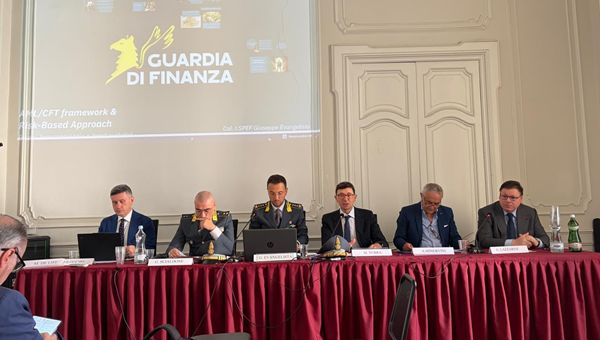 Antiriciclaggio, commercialisti in prima linea con Guardia di Finanza e Banca d'Italia