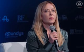 Meloni: "Colpita da affermazioni Trump ma politica estera è altra cosa"