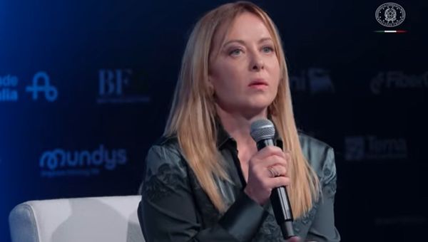 Meloni: "Colpita da affermazioni Trump ma politica estera è altra cosa"