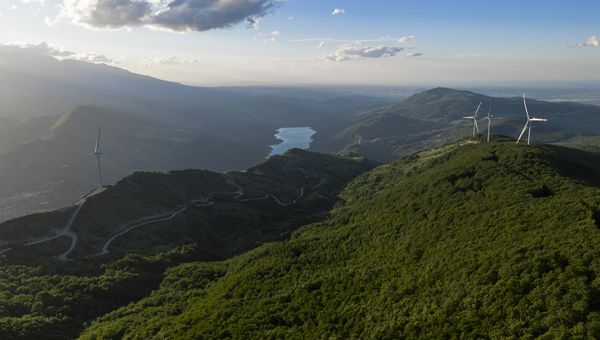 Edison completa il rinnovamento del suo intero parco eolico in Abruzzo, oltre 200 milioni di euro investiti