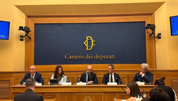 Cybersecurity e AI agentica: Zenita Group presenta la ricerca "Autonomia Delegata"