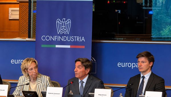 Auto, Vavassori (ANFIA): "Revisione target non è passo indietro"
