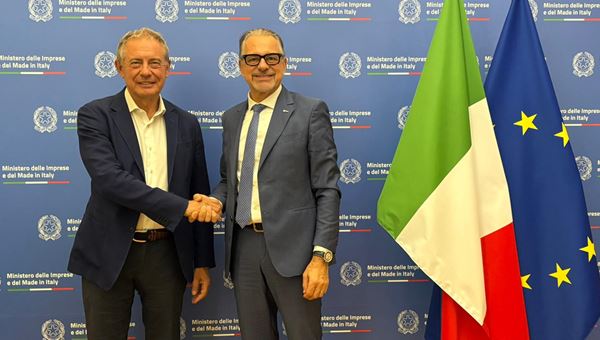 Spazio, Urso incontra DG ESA Aschbacher: "Ruolo guida dell’Italia"