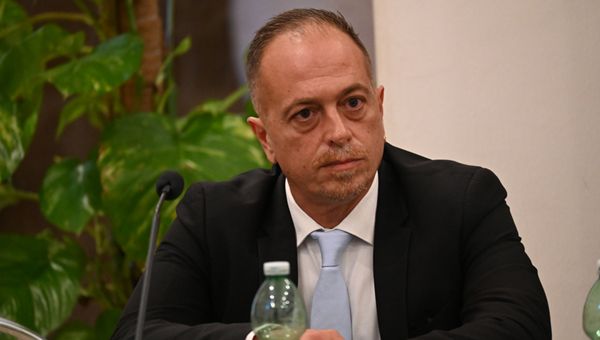 Editoria +3,8% nel 2026: il caso Neo Esistenzialismo Scettico Editoria +3,8% nel 2026: il caso Neo Esistenzialismo Scettico