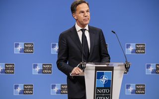 Nato, Rutte: europei e Canada spendono il 4% del PIL in sicurezza e difesa