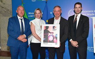 Danieli, un francobollo celebra la centenaria storia industriale di Buttrio