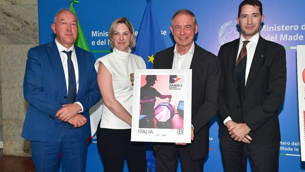 Danieli, un francobollo celebra la centenaria storia industriale di Buttrio