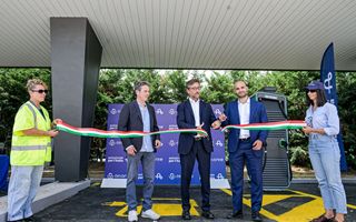 Mobilità elettrica: Atlante amplia la ricarica ultra-fast in autostrada