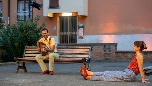 Roma, oltre un milione e mezzo di persone vive nelle periferie: il teatro parte da qui con "Mamma Roma"