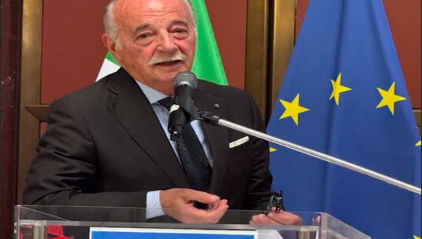 Moda, nasce il tavolo permanente sul commercio: soddisfatta Federazione Moda Italia