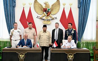 Leonardo firma contratto con l'Indonesia per la fornitura dei velivoli M-346