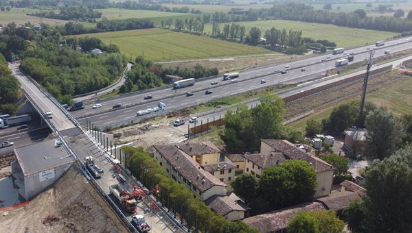 Complanarina di Modena: Autostrade per l'Italia chiude in anticipo piano per posizionamento nuovo sottopasso