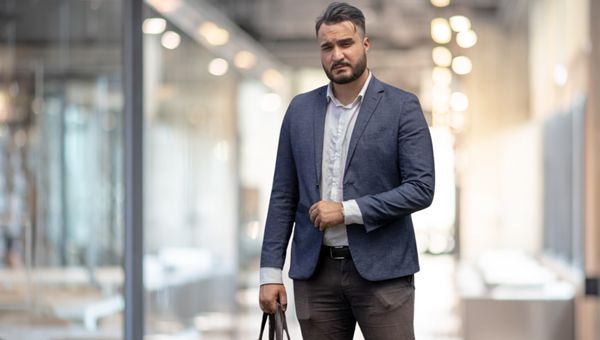 Lavoro, +7,2% di produttività per chi trattiene gli under 35: leva retributiva contro turnover