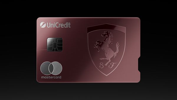 La carta UniCredit Scuderia Ferrari Metal evolve e diventa Mastercard World Legend