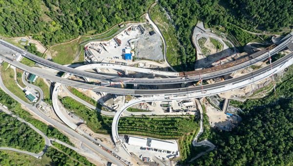 Edison Next si aggiudica gare ASTM per 28 punti di ricarica elettrica ultraveloce in autostrade