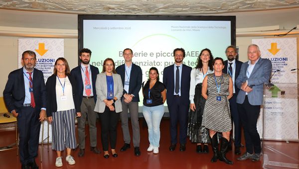 Rifiuti di batterie e piccoli RAEE: servono 100 milioni per il recupero