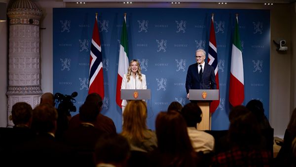Roma e Oslo rilanciano l’asse nordico: energia, difesa e Artico al centro del vertice Roma e Oslo rilanciano l’asse nordico: energia, difesa e Artico al centro del vertice