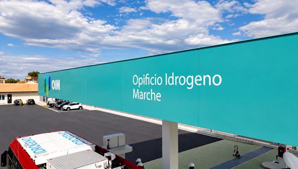 Falconara, inaugurato il più grande hub di idrogeno verde del Centro-Nord