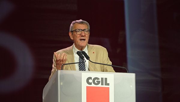120 anni di CGIL, Landini: "La nostra storia al servizio del presente"