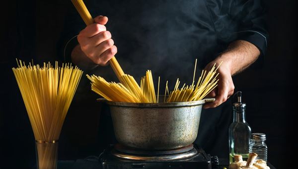 La pasta: valore identitario e legame profondo per gli italiani