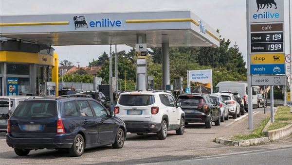 Carburanti, a settembre prezzi UE in rialzo del 31,4% su base annua