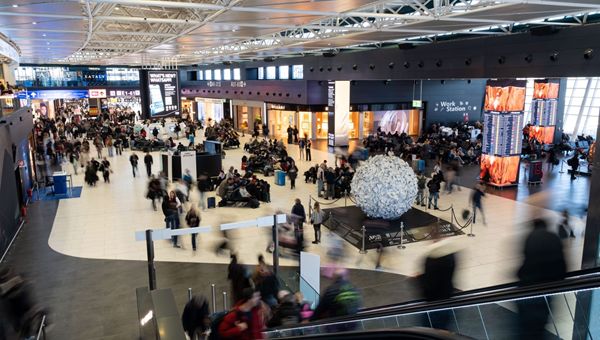 Fiumicino, piano da 9 miliardi per l'aeroporto: intesa AdR - Sindacati
