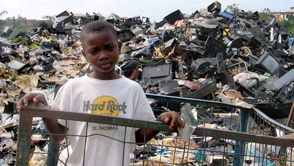 E-waste tra illegalità e preziosa opportunità