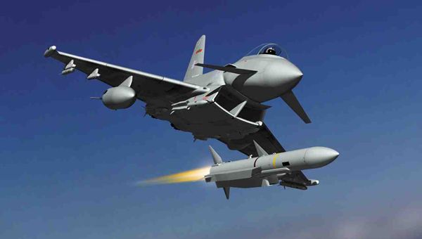 Finmeccanica centra il bersaglio in Kuwait