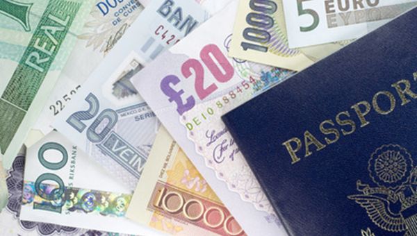 Bonifici dall'estero, il Tesoro ci ripensa e sospende la ritenuta del 20%