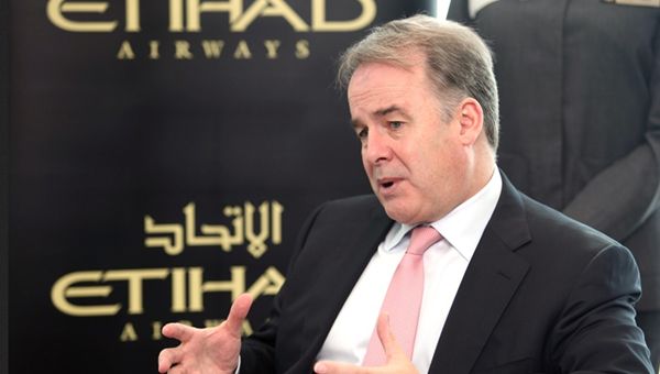 Alitalia trova l'appoggio dei soci, ma già si parla del siluramento dell'Ad Hogan