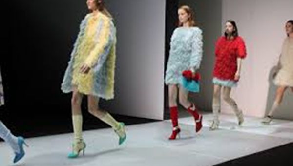 Lusso, Jefferies consiglia "buy" per Yoox e Moncler