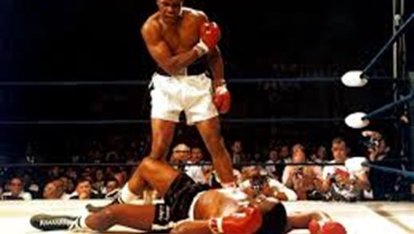 Con la morte di Muhammad Alì, già Cassius Clay, l’America e il mondo hanno perduto lo sportivo più Grande di sempre