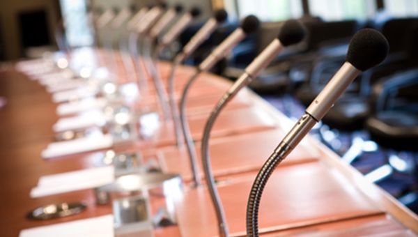 Mediaset, cda delibera emissione obbligazionaria unrated