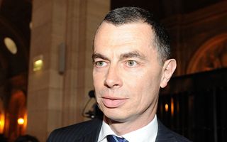 UniCredit, Mustier, ipotesi di fusione con SocGen? "Non commentiamo rumors"