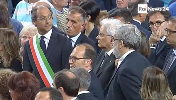 Il Presidente Mattarella di nuovo ad Andria per i funerali delle vittime del frontale tra i 2 treni