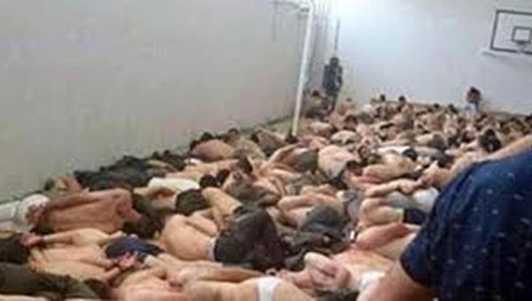 Pugno di ferro di Erdogan con arresti ed epurazioni di massa